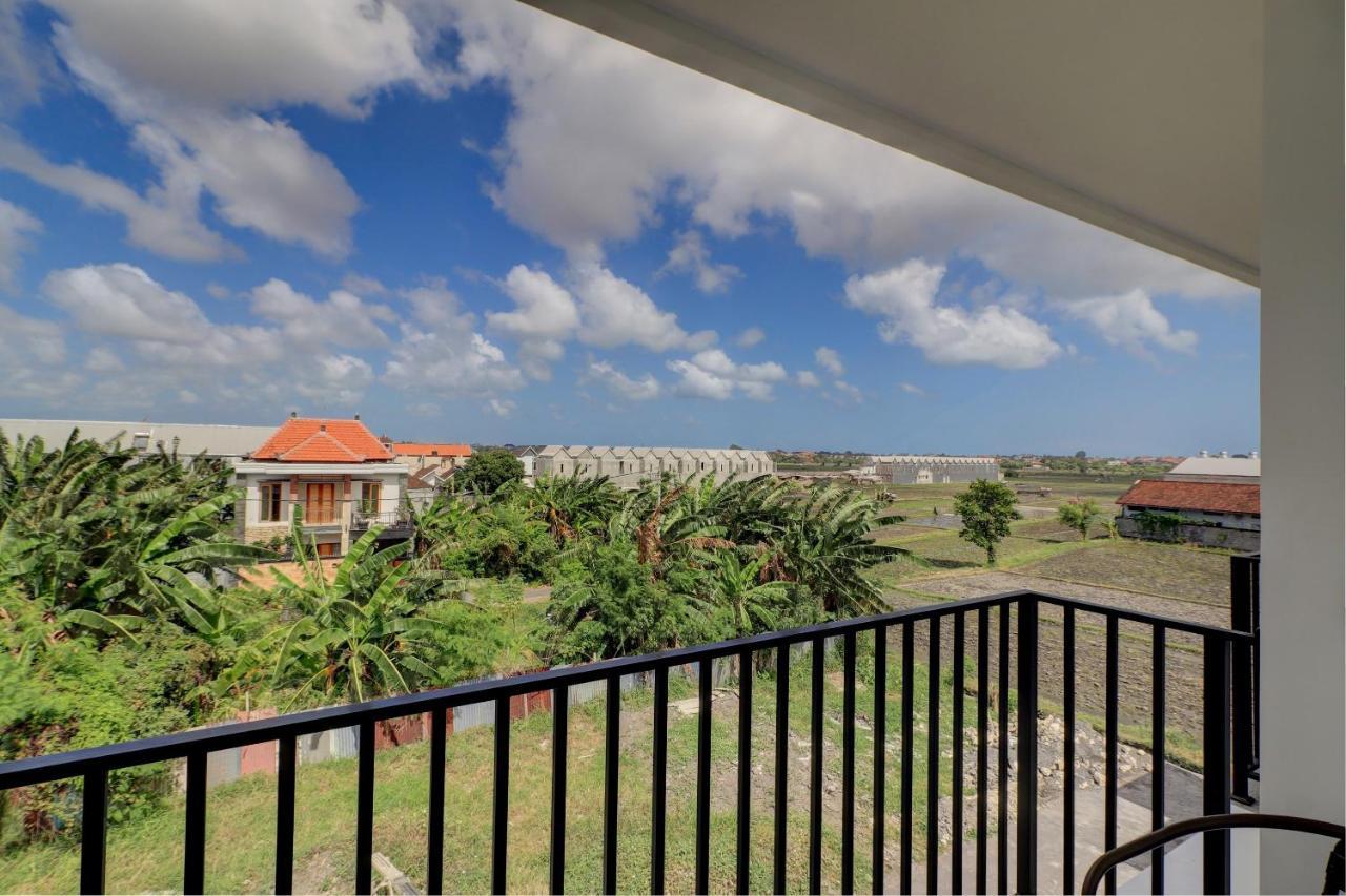 Отель Oyo Life 92854 The Danari House Семиньяк Экстерьер фото